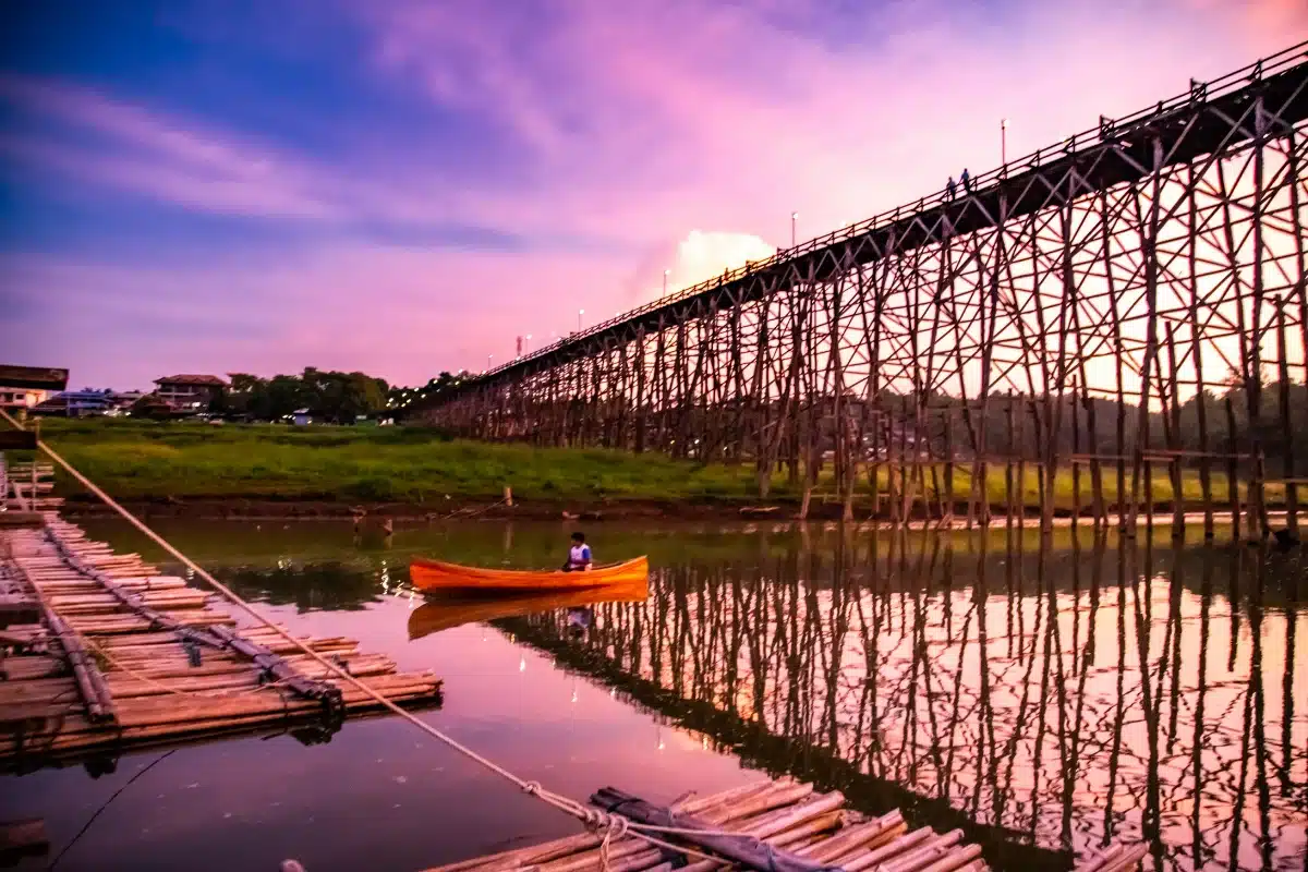 เปิดประวัติกาญจนบุรี เมืองแห่งประวัติศาสตร์ที่มีธรรมชาติอันสวยงาม